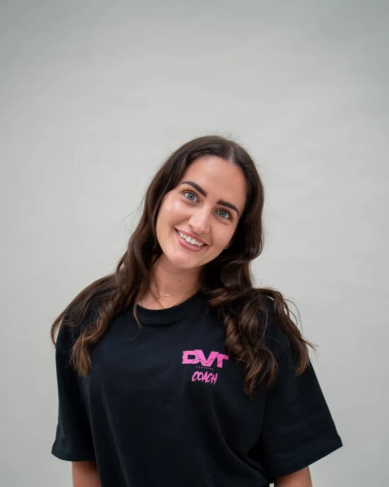Demi, oprichter en coach bij DVT Coaching